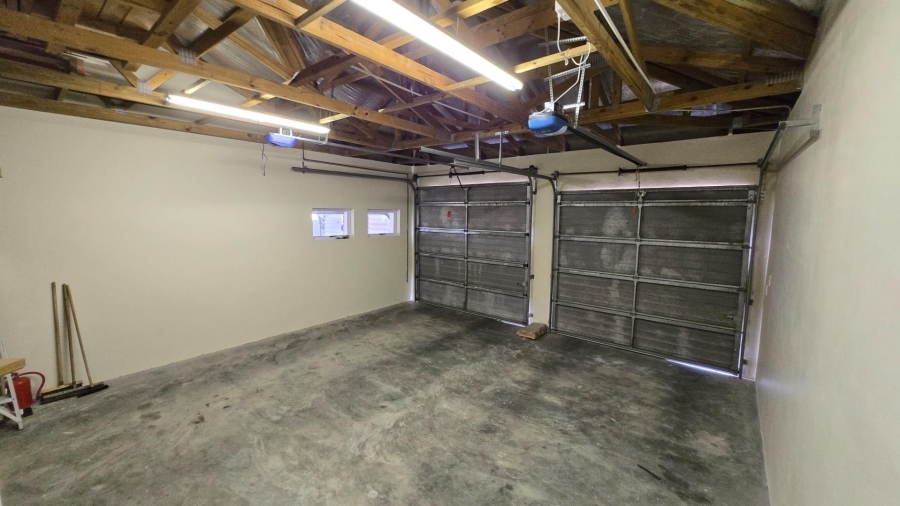 6 Bedroom Property for Sale in Franskraal Western Cape